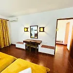 Oura Apartmán Albufeira