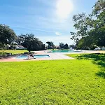 Oura Apartmán *