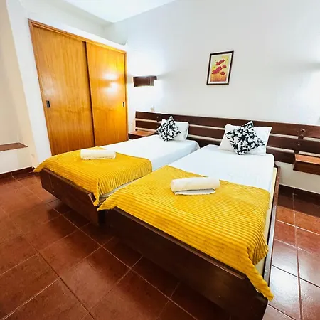 Oura Apartman Albufeira