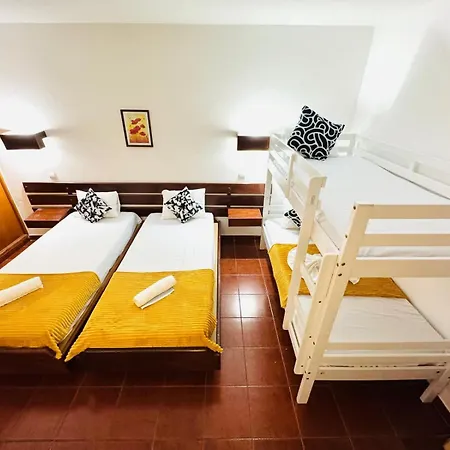Oura Apartman